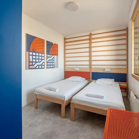 Ucpa Sport Station Albergue Paris